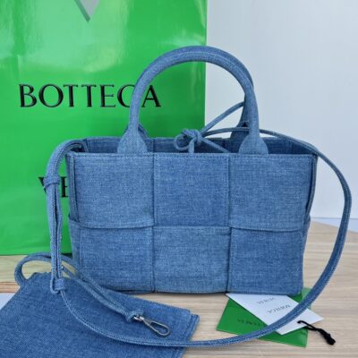 Bottega Arco Tote-25x16x8CM