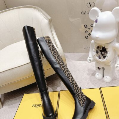 Сапоги Fendi
