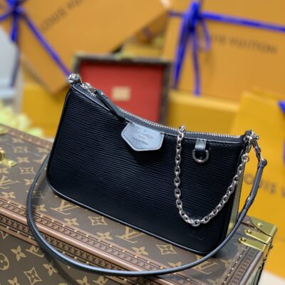 Louis Vuitton Easy Pouch On Strap-19*11.5*3CM