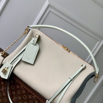 Louis Vuitton M13668 Top Handbags-40*20*25CM